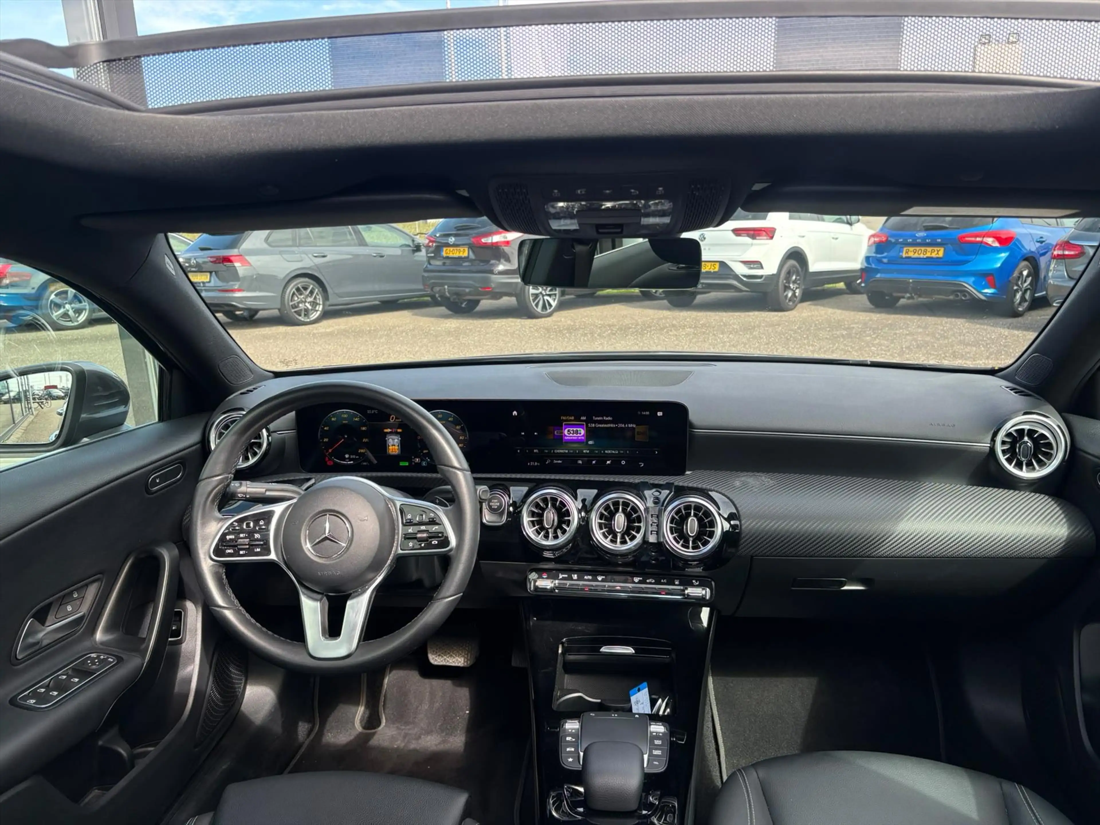 Mercedes-Benz A 250 A e 218pk 8G-DCT, Luxury line, Pano dak — photo 12