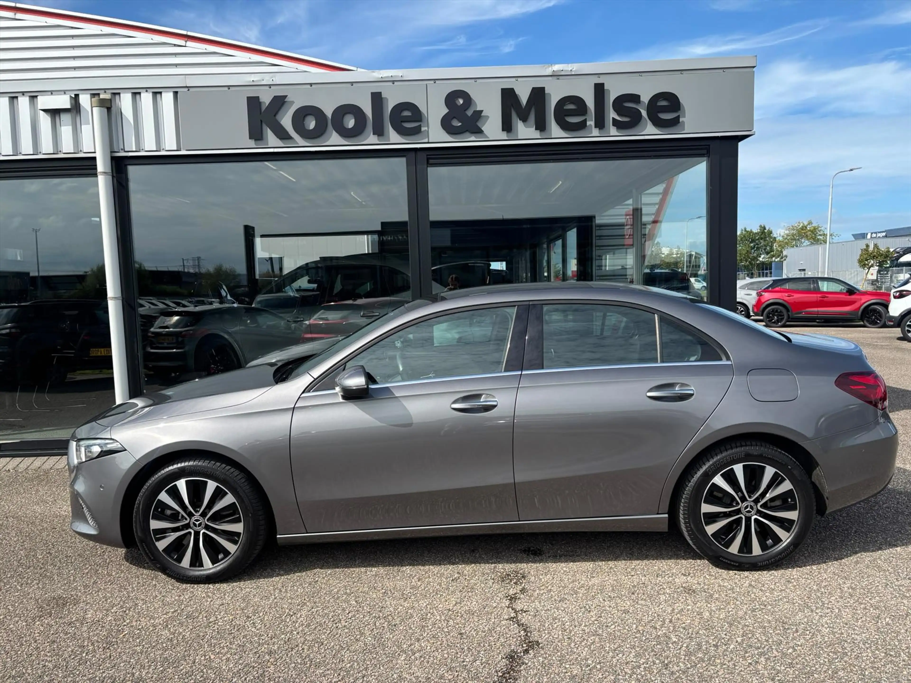 Mercedes-Benz A 250 A e 218pk 8G-DCT, Luxury line, Pano dak — photo 8