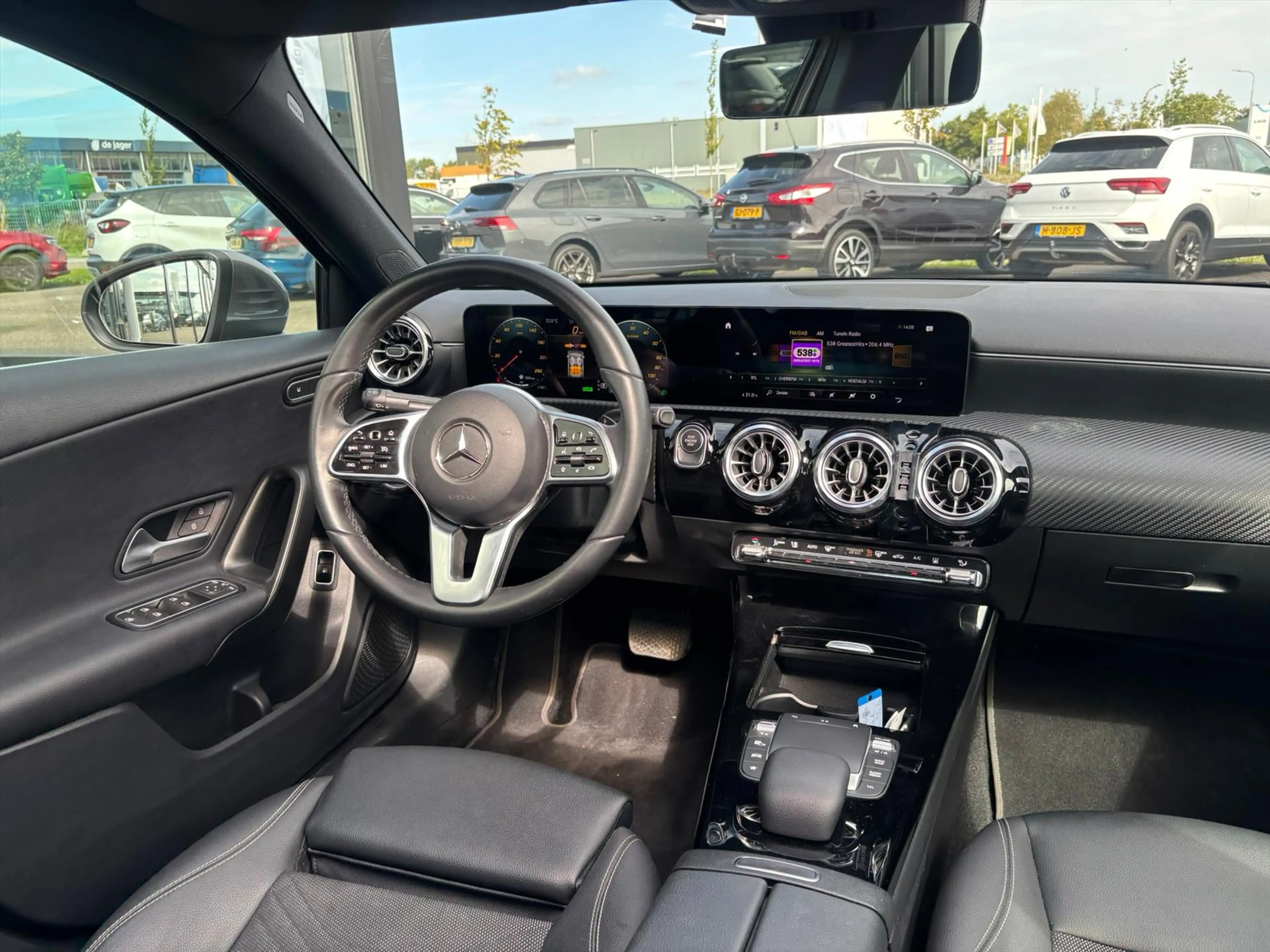 Mercedes-Benz A 250 A e 218pk 8G-DCT, Luxury line, Pano dak — photo 13