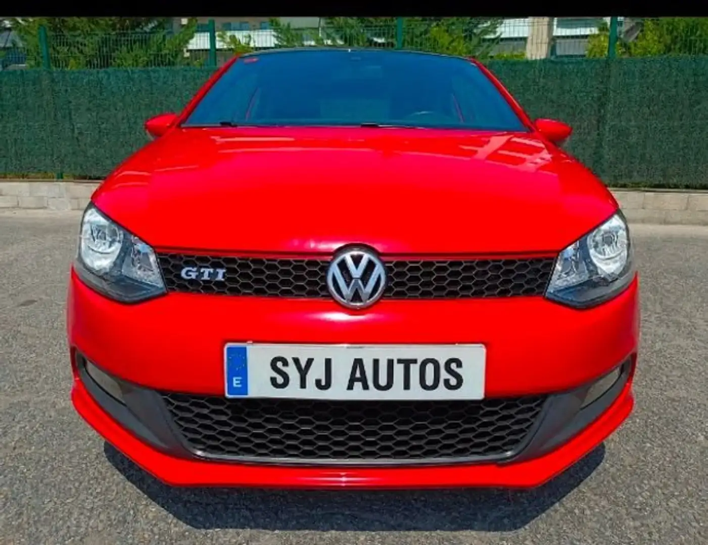 Volkswagen Polo 1.4TSI GTI DSG Rojo - 2