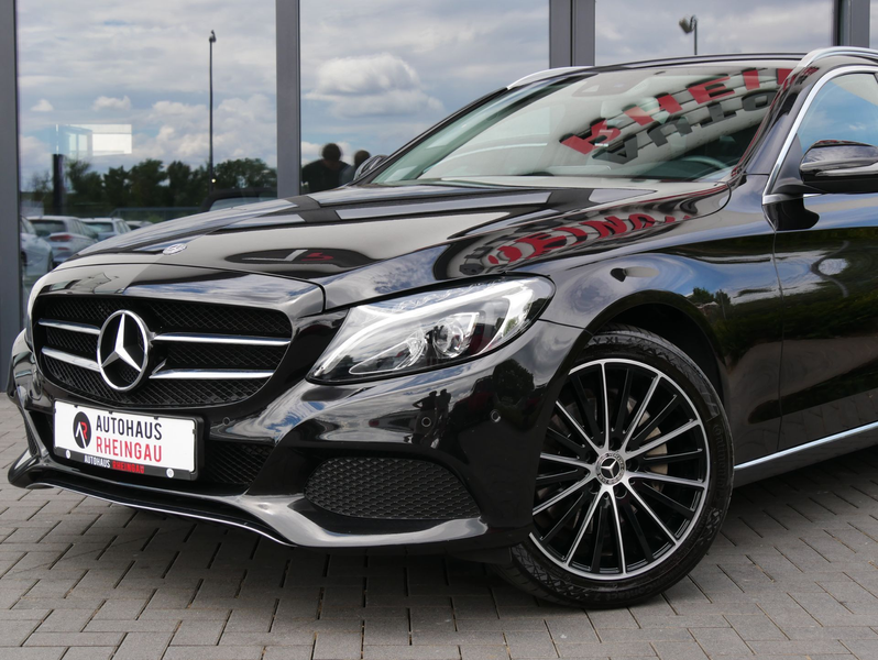 Mercedes-Benz C 250 d T Avantgarde*AHK*RKF*SCHECKHEFT — photo 2