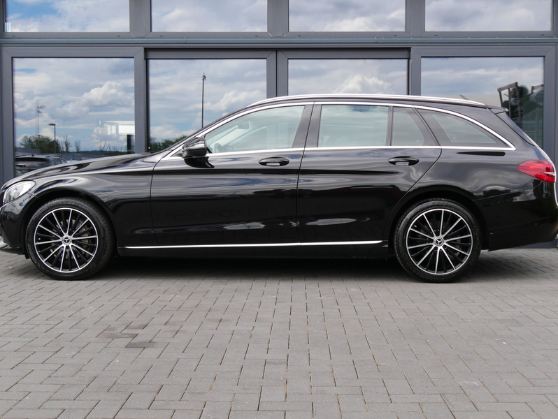 Mercedes-Benz C 250 d T Avantgarde*AHK*RKF*SCHECKHEFT — photo 4