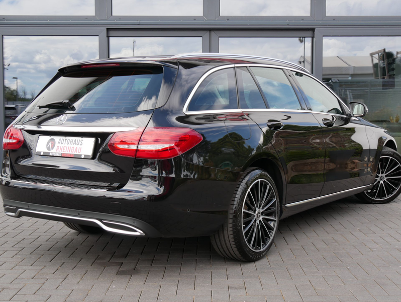 Mercedes-Benz C 250 d T Avantgarde*AHK*RKF*SCHECKHEFT — photo 7
