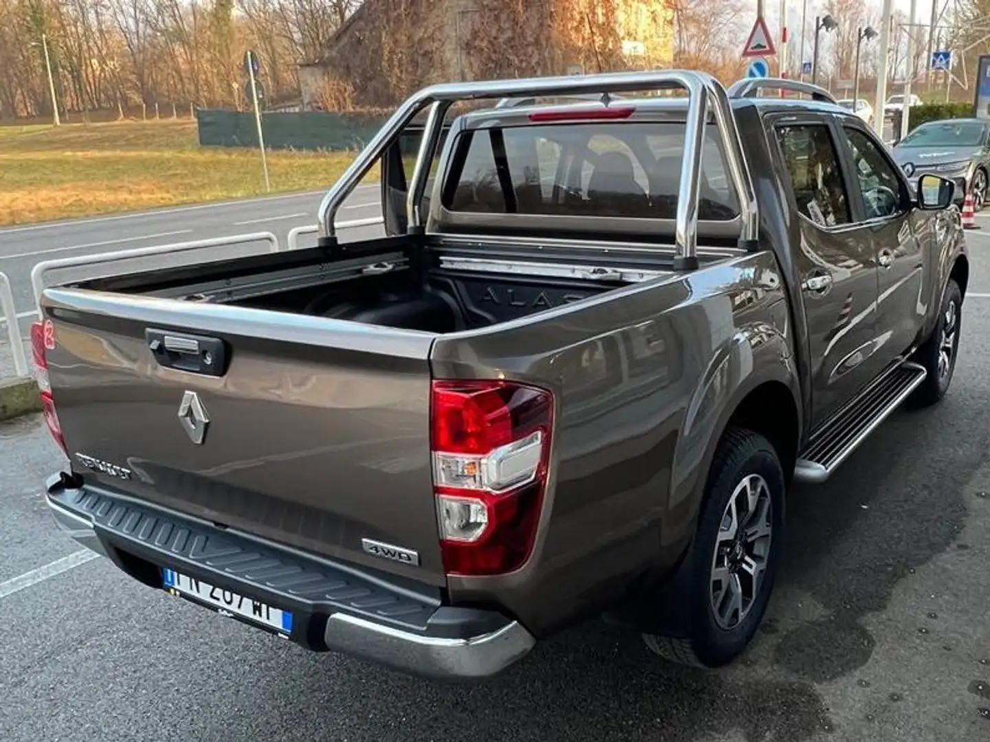 Renault Alaskan Alaskan DC 2.3 dci t Intens 4wd s Bronzo - 1