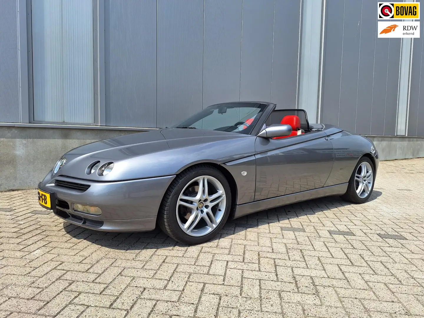 Alfa Romeo Spider 3.0-12V V6 L Grijs - 1