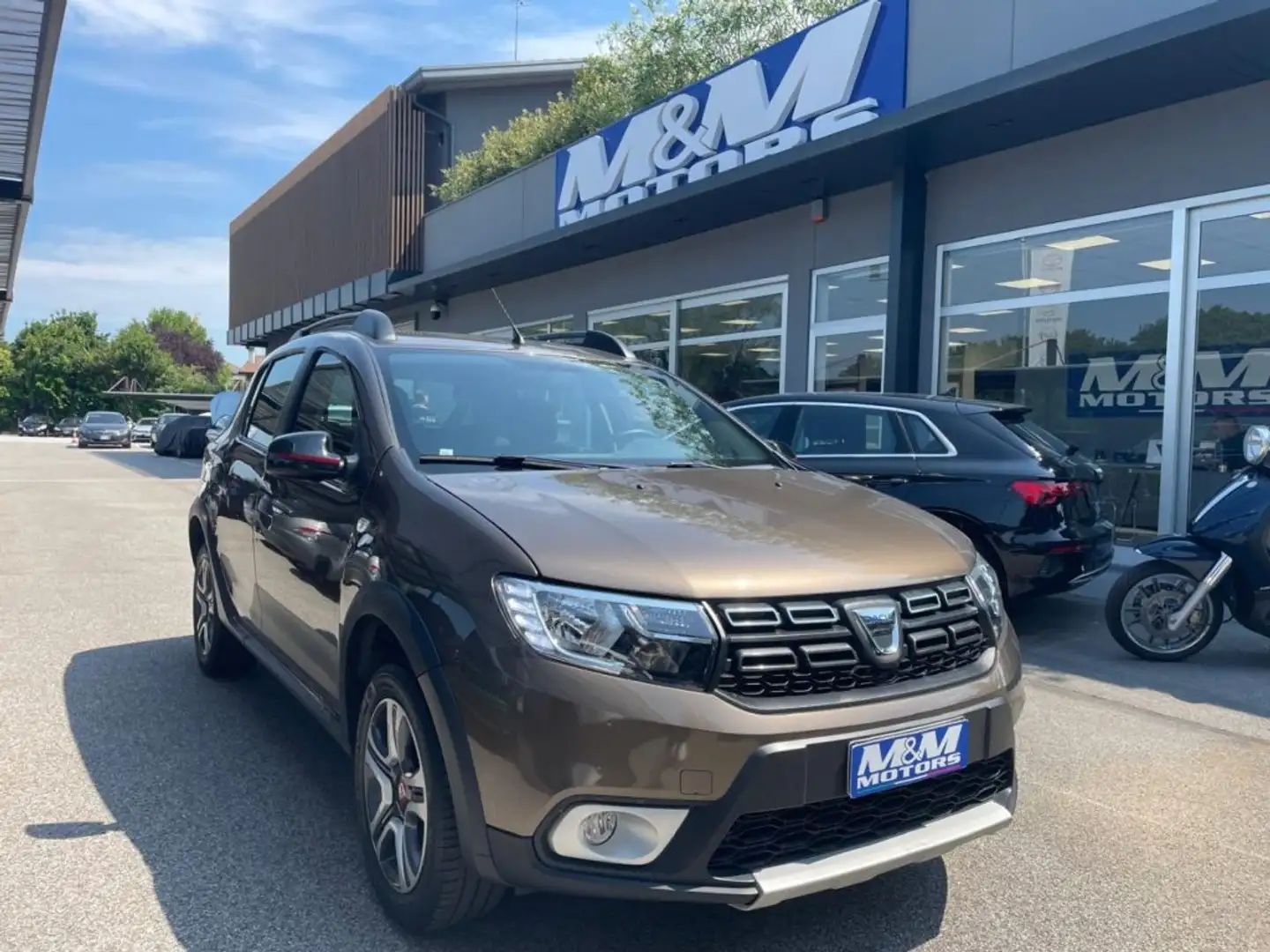 Dacia Sandero Stepway 0.9 TCe 90 CV Techroad Bronze - 1
