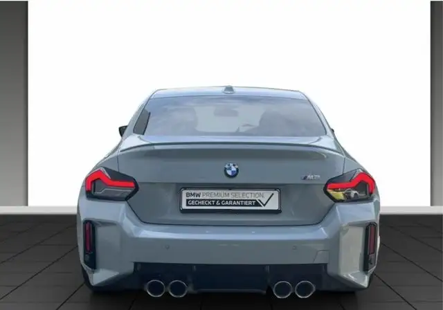 BMW M2 view 13