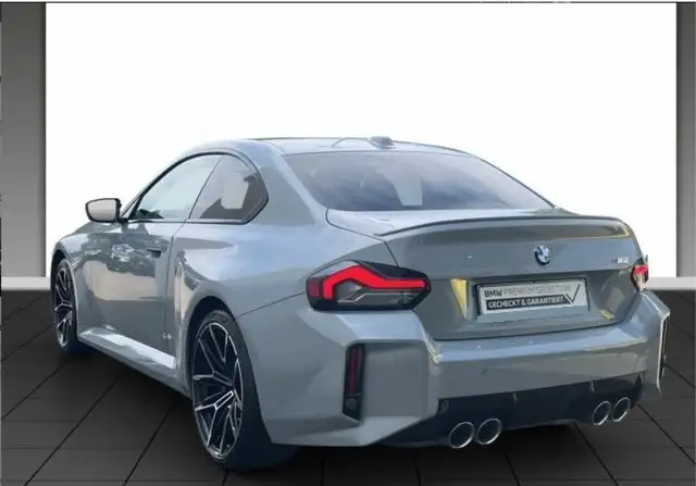 BMW M2 view 12