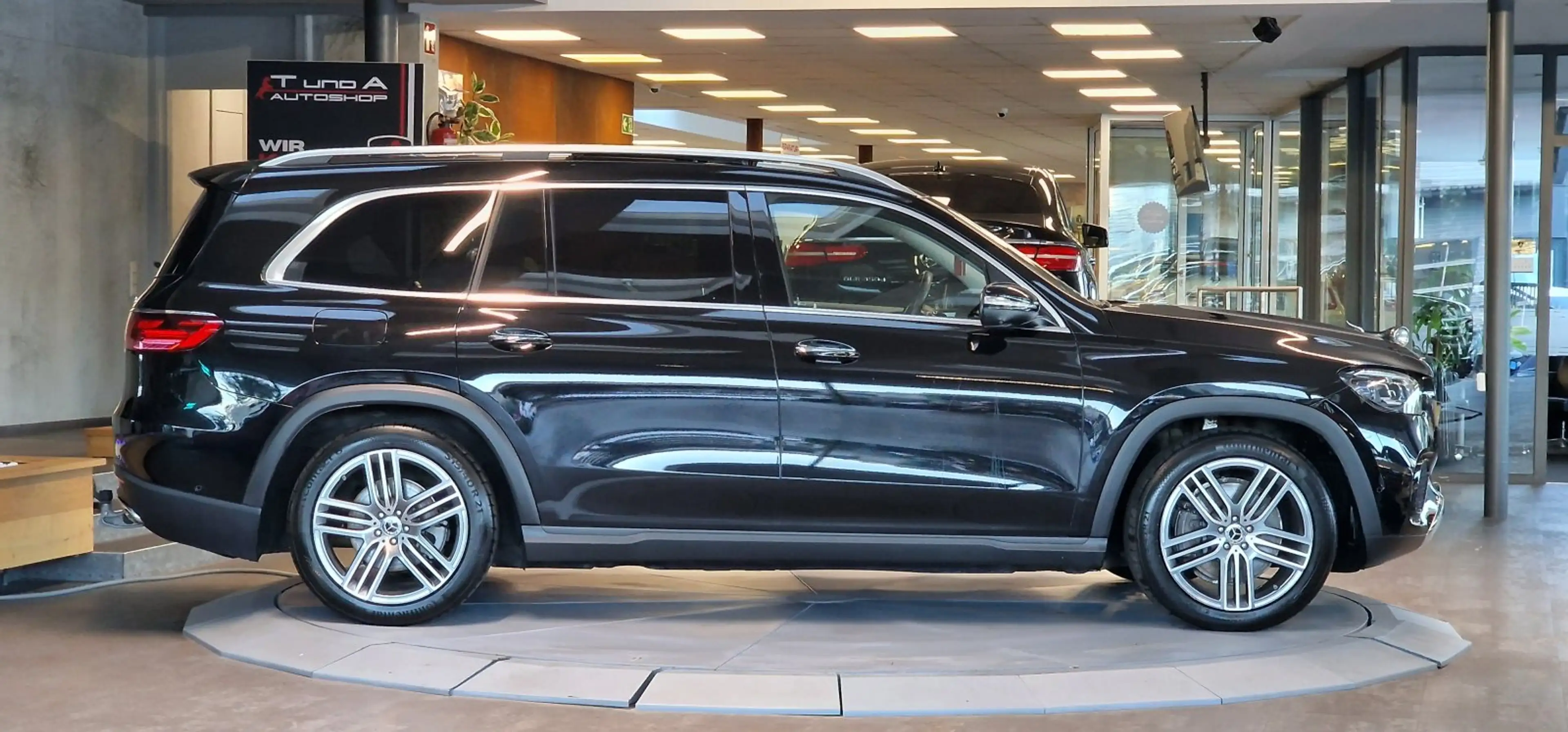 Mercedes-Benz GLS 450 d 4-Matic 7-Sitzer Aut. *AHK*Pano*Head-up*360°*AIR — photo 5