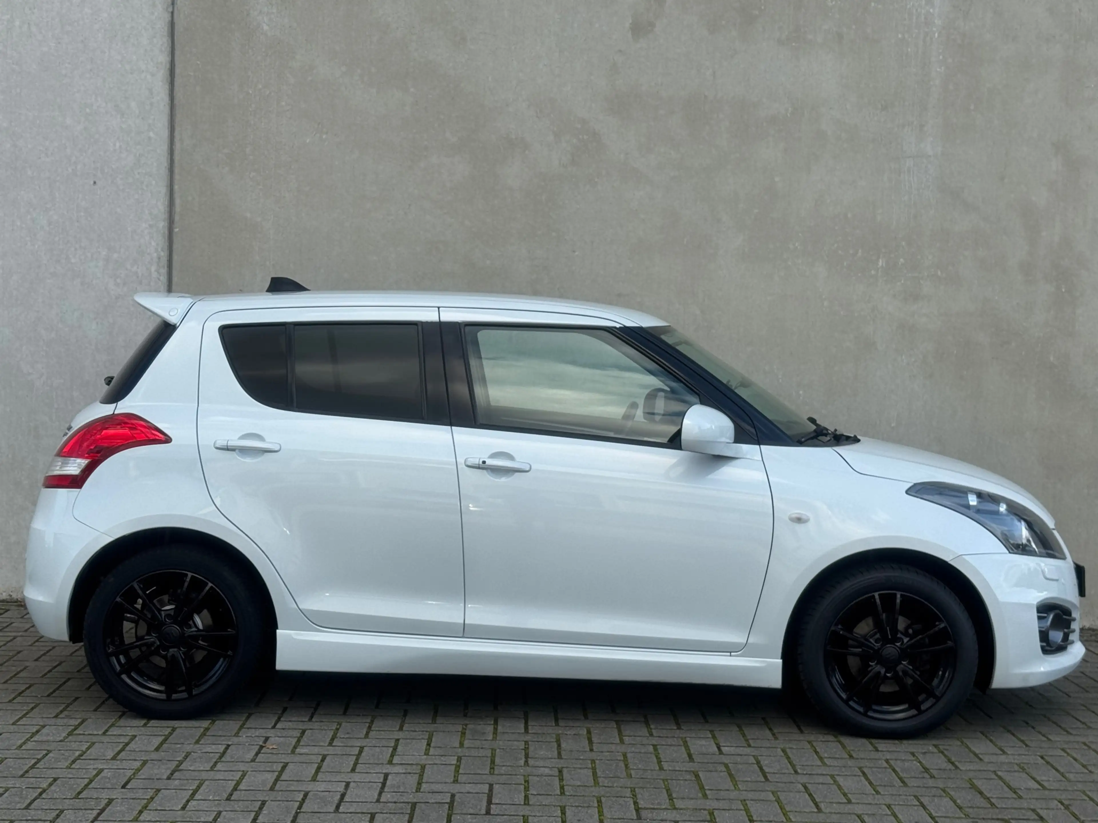 Suzuki Swift 1.6 Sport CRUISE LMV 136 PK SPORTPAKKET — photo 5