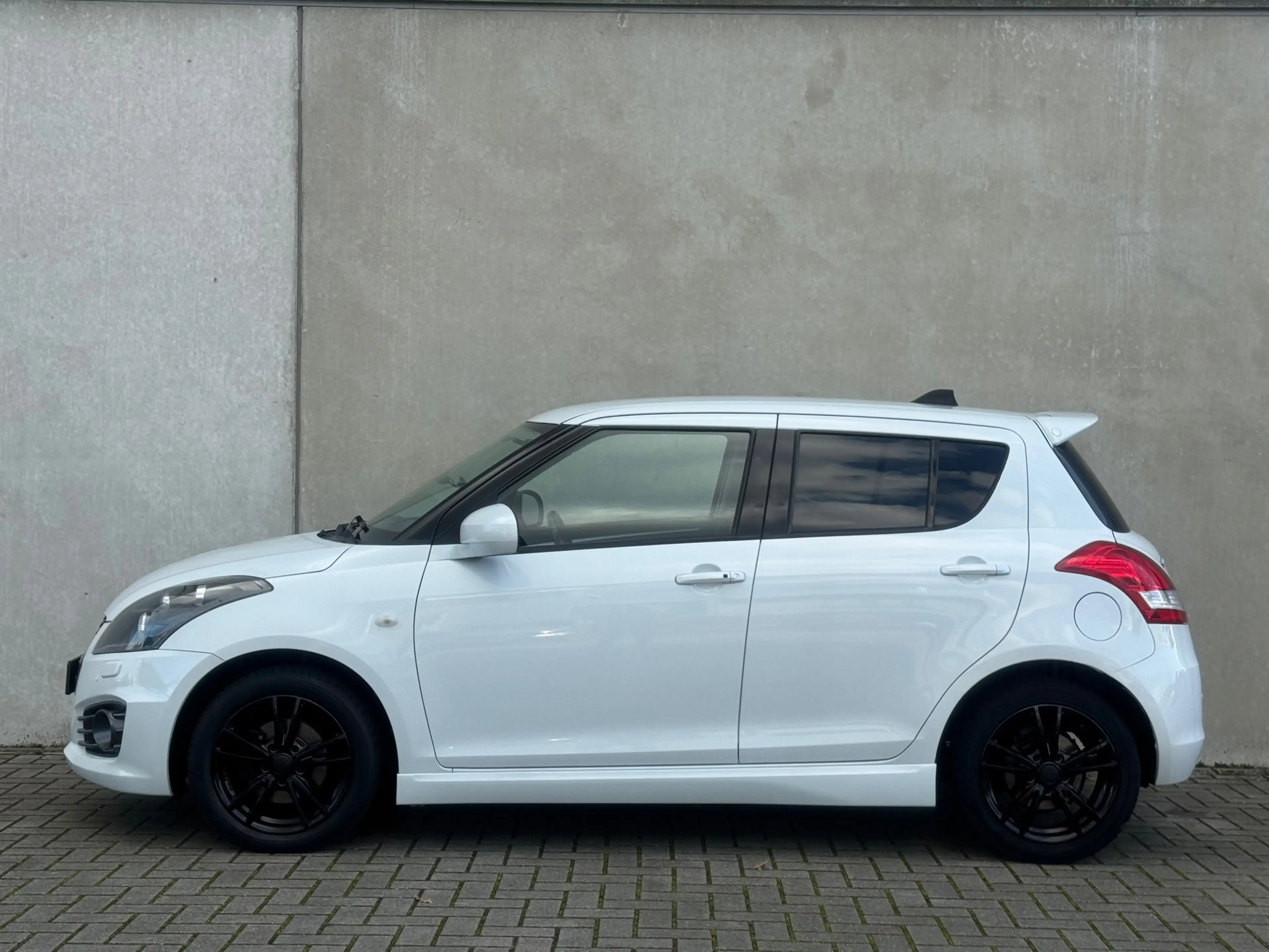 Suzuki Swift 1.6 Sport CRUISE LMV 136 PK SPORTPAKKET — photo 4