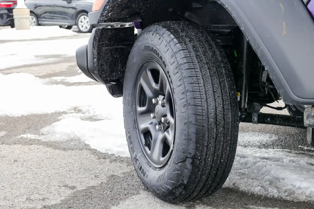 Jeep Wrangler photo Jeep Wrangler