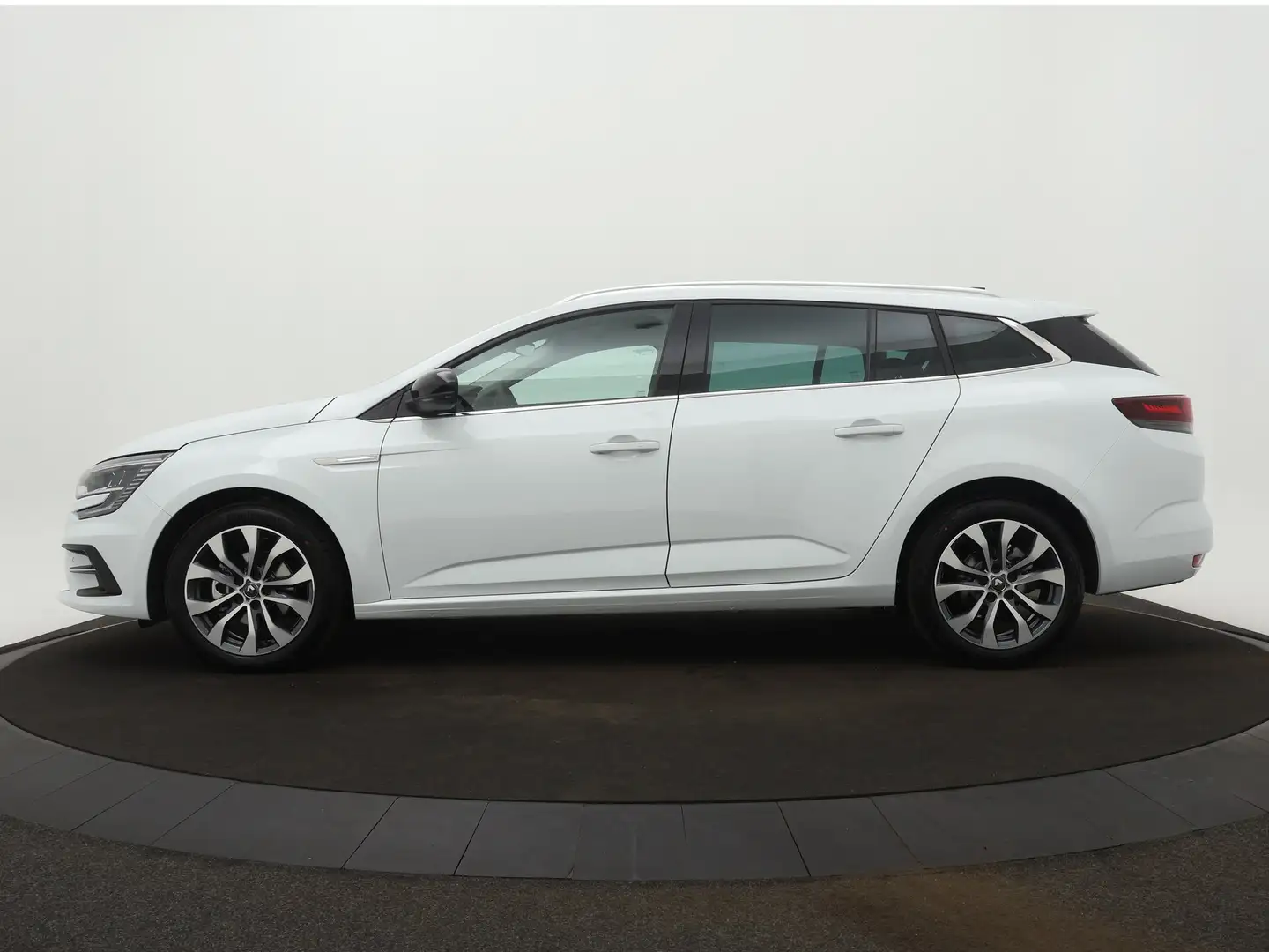 Renault Megane Estate TCe 140 7EDC Techno Automaat | Pack Winter White - 2