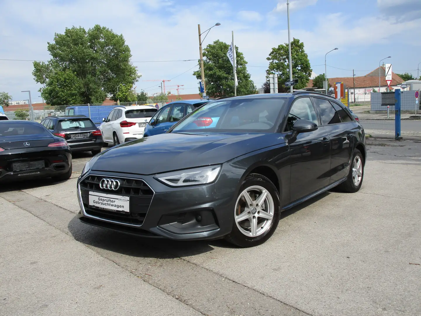 Audi A4 Avant 30 TDi S-tronic " LED, Leder, Navi High " Gris - 2
