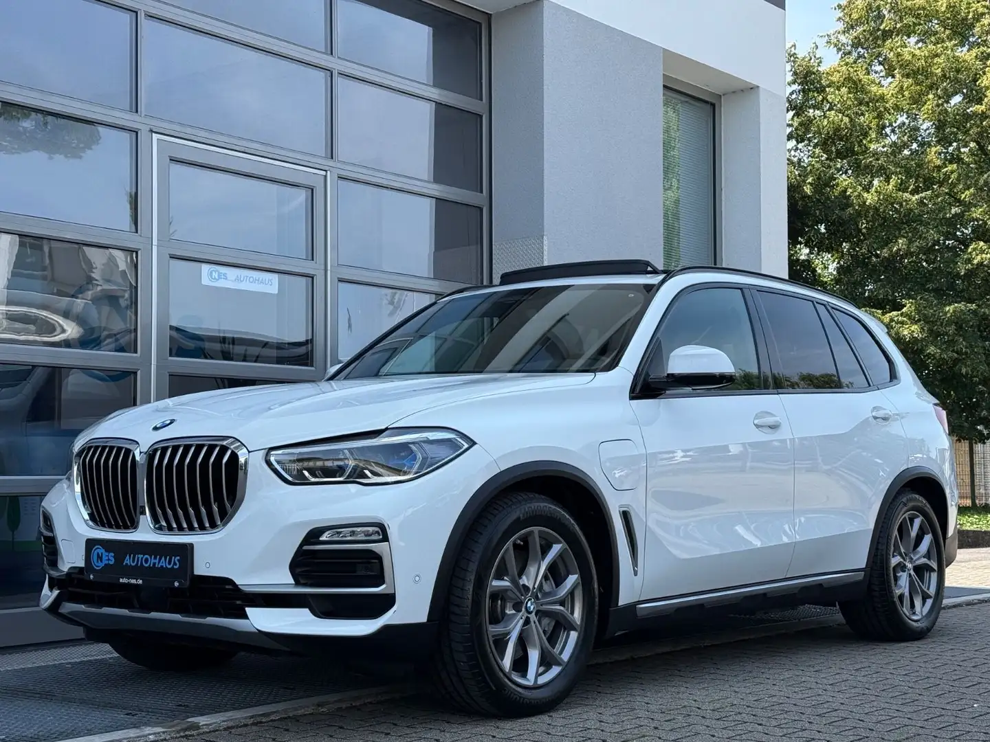 BMW X5 45e xDr*ACC*X LINE*PANO*360*LASER*HUD*HARMAN Wit - 1