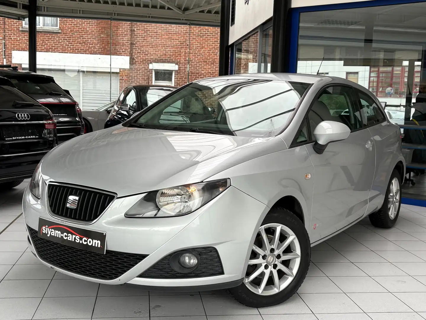 SEAT Ibiza Ibiza SC 1.2 TDi *1ER PROP * CLIM * CARNET * Gris - 1