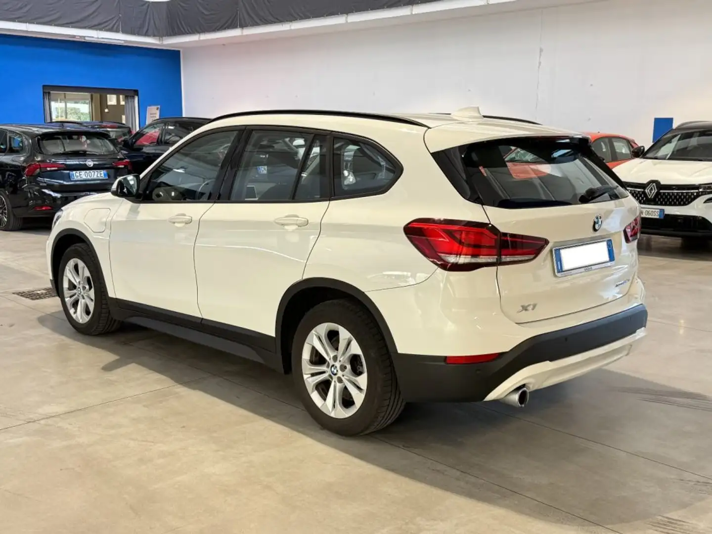 BMW X1 xDrive25e Business Advantage - PROMO Blanc - 2