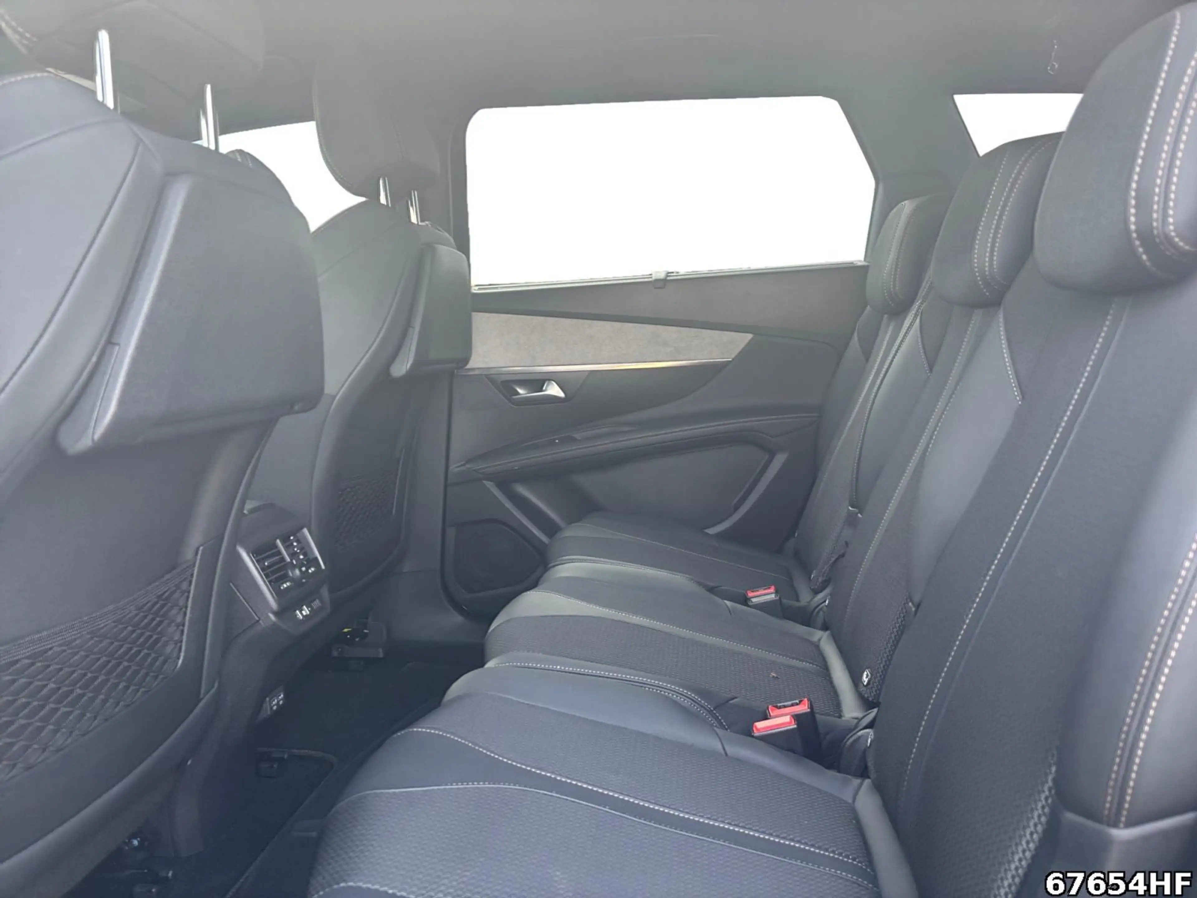 Peugeot 5008 +MILDHYBRID+SHZ+LANEASSIST+CARPLAY+SHZ+ — photo 7