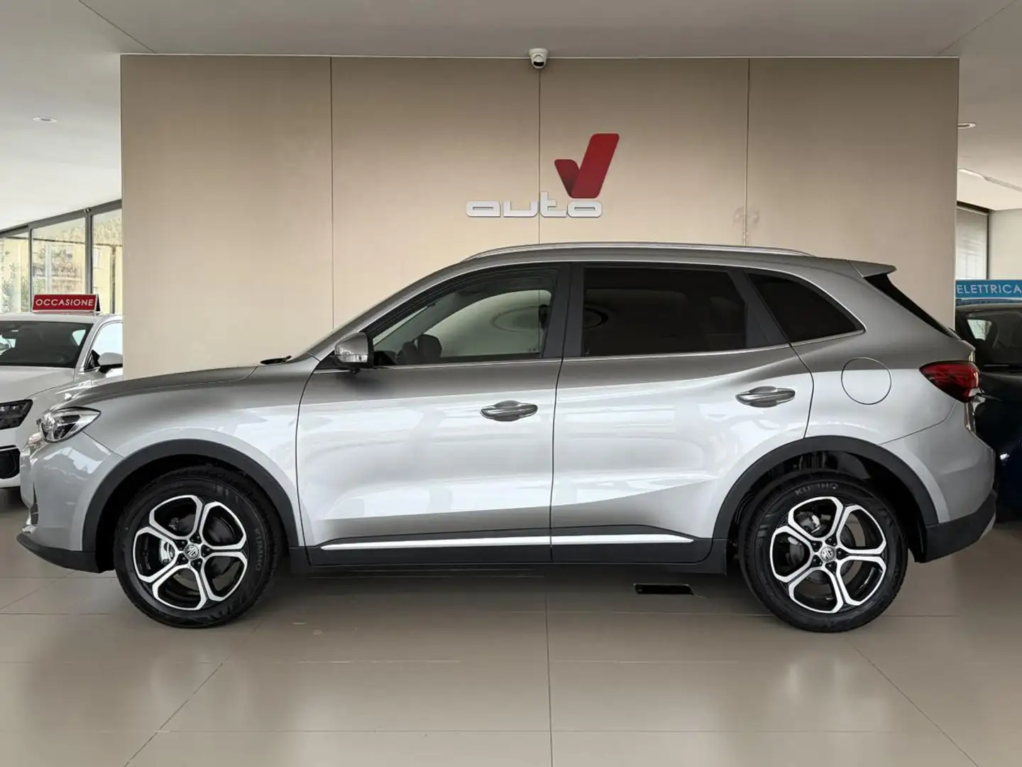 MG ZS 1.5 Comfort Argento - 1