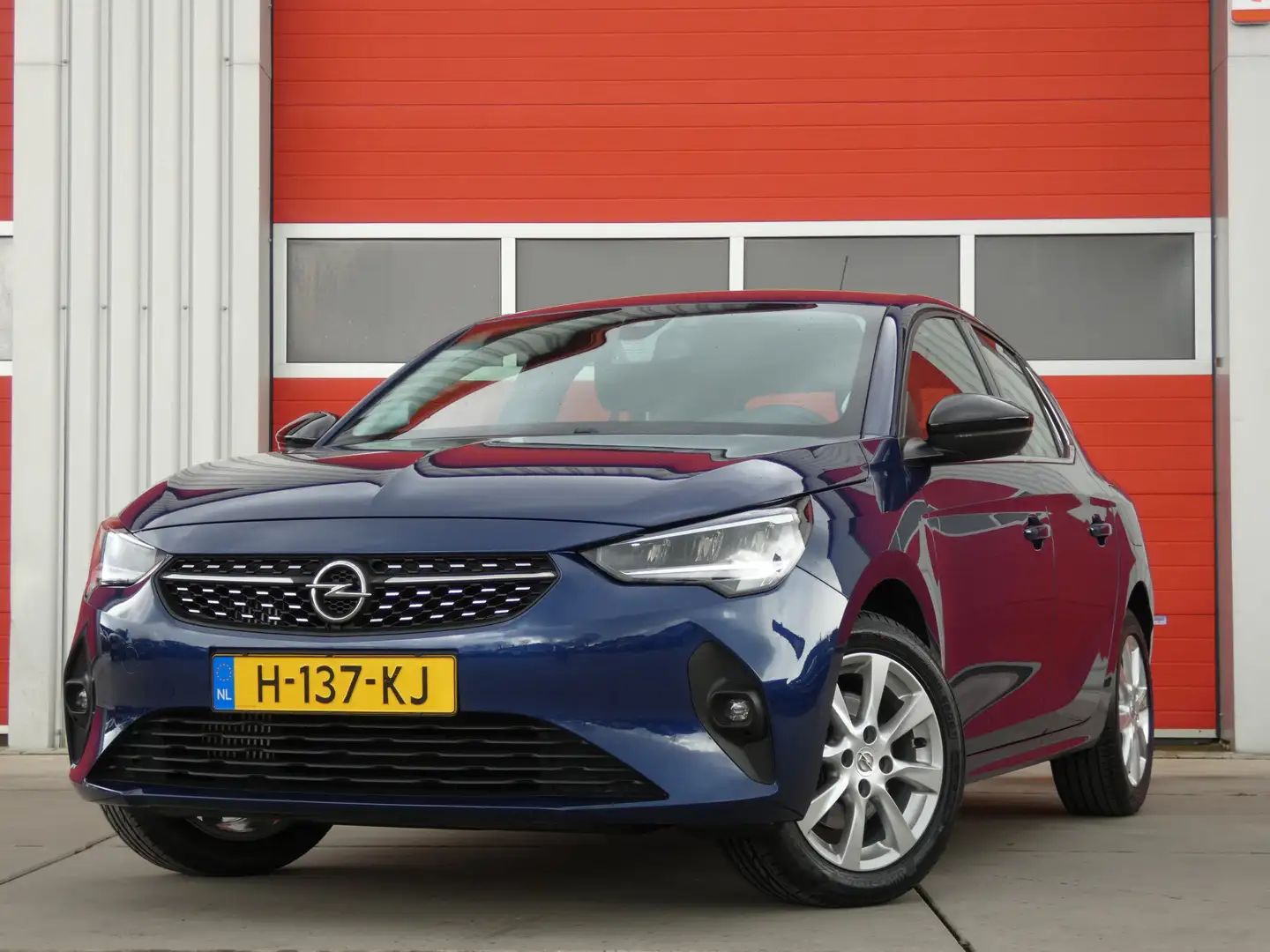 Opel Corsa 1.2 Turbo Elegance/ lage km/ zeer mooi! Blue - 1