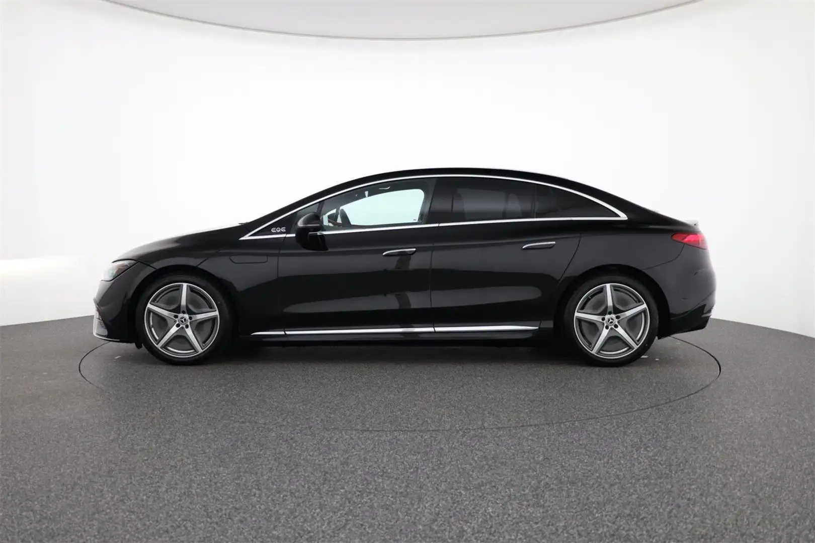 Mercedes-Benz EQE 350 AMG Line 4M Multikont. Airmatic Sitzkl Schwarz - 2