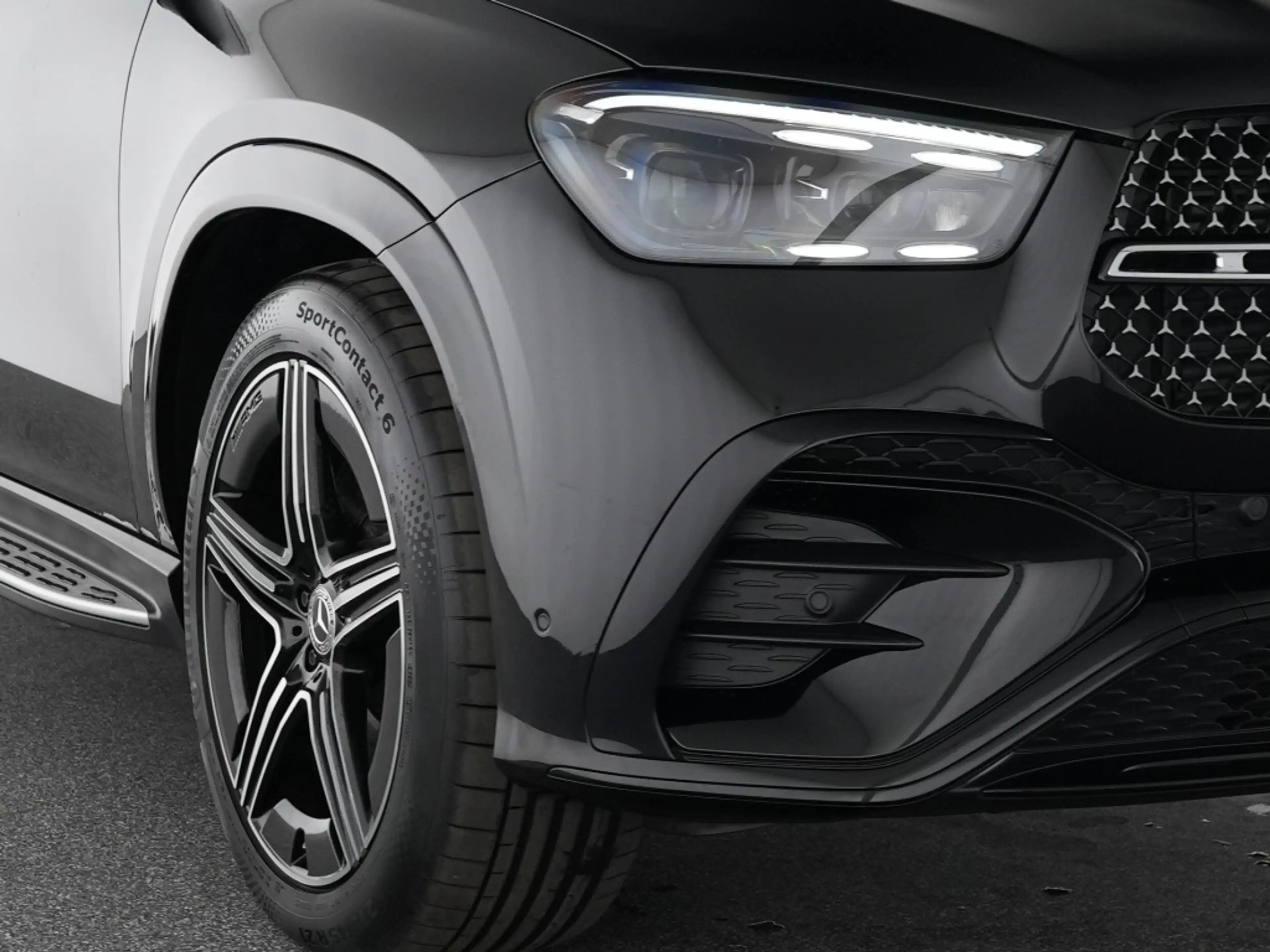 Mercedes-Benz GLE 450 d 4M AMG Premium Night Pano 360° Airmati — photo 7