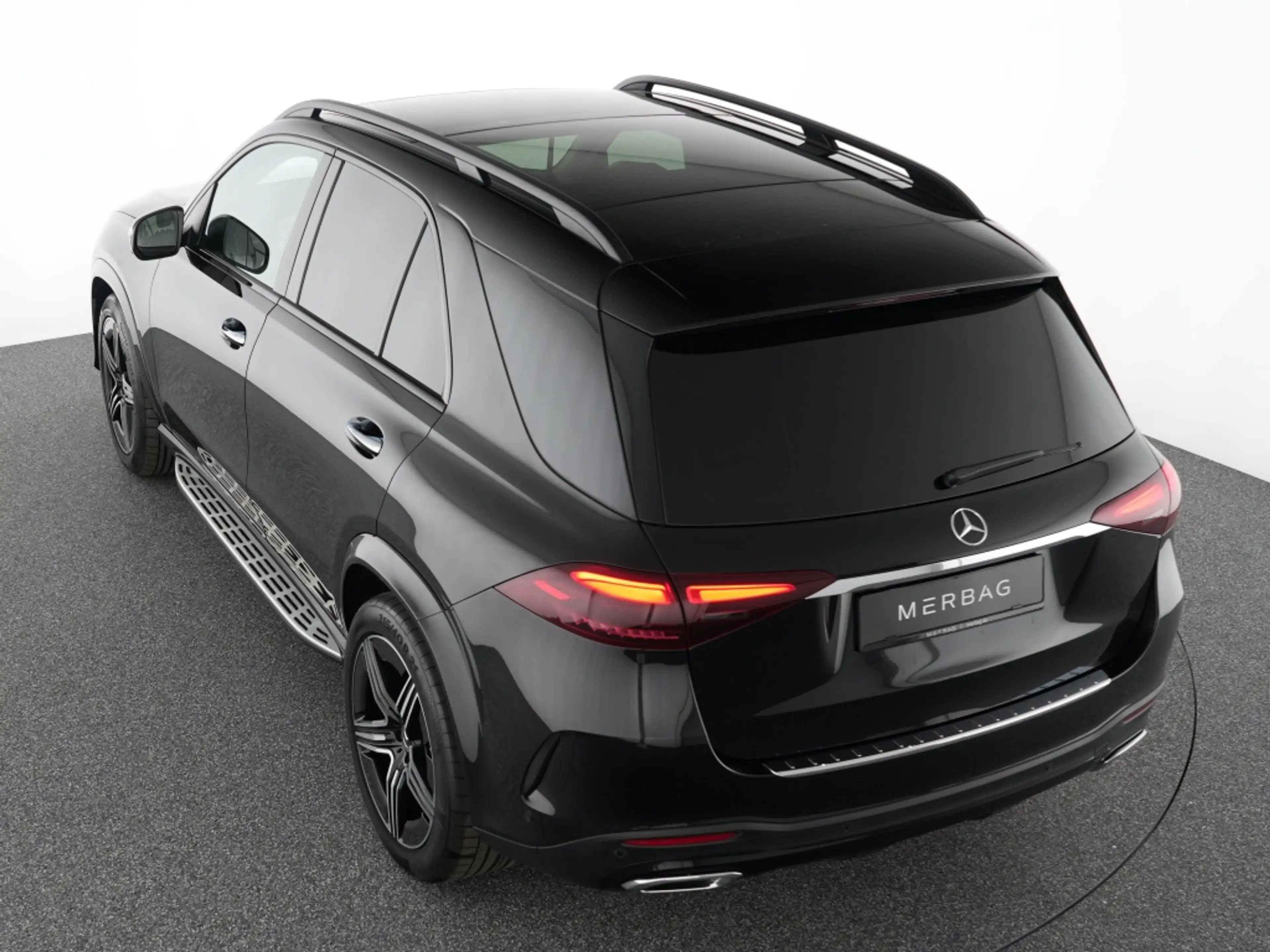 Mercedes-Benz GLE 450 d 4M AMG Premium Night Pano 360° Airmati — photo 11