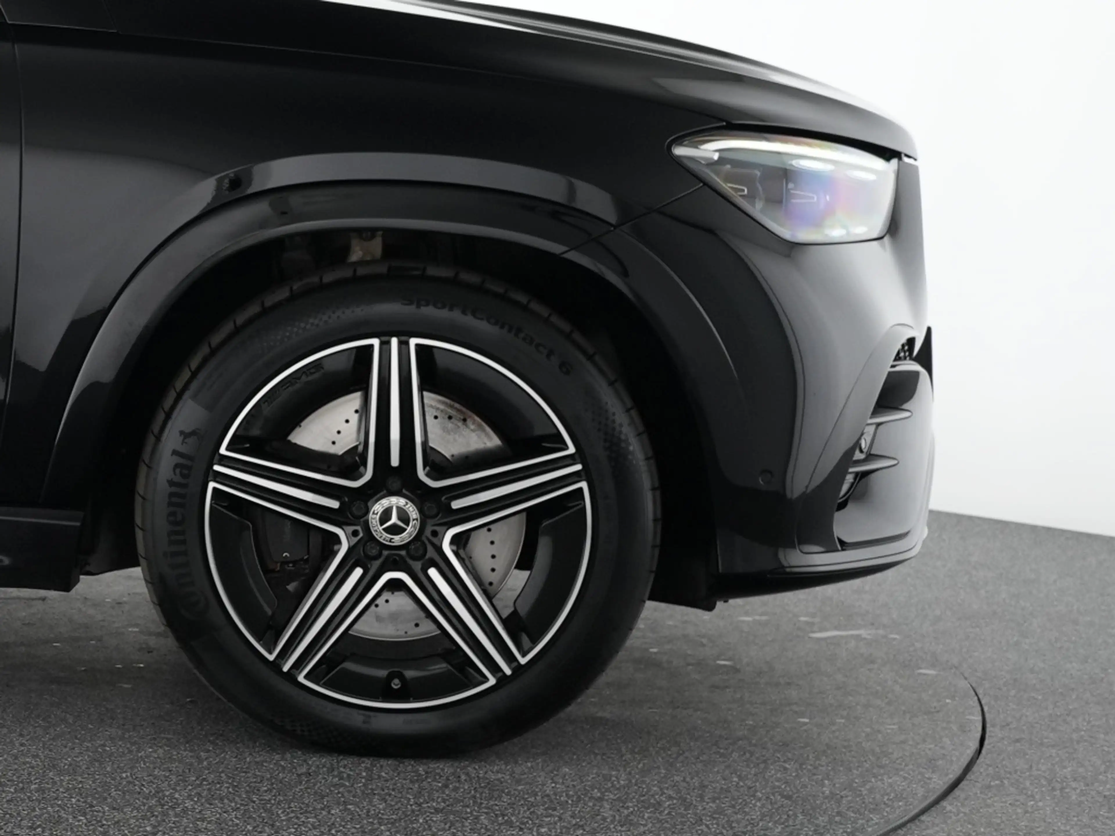 Mercedes-Benz GLE 450 d 4M AMG Premium Night Pano 360° Airmati — photo 6