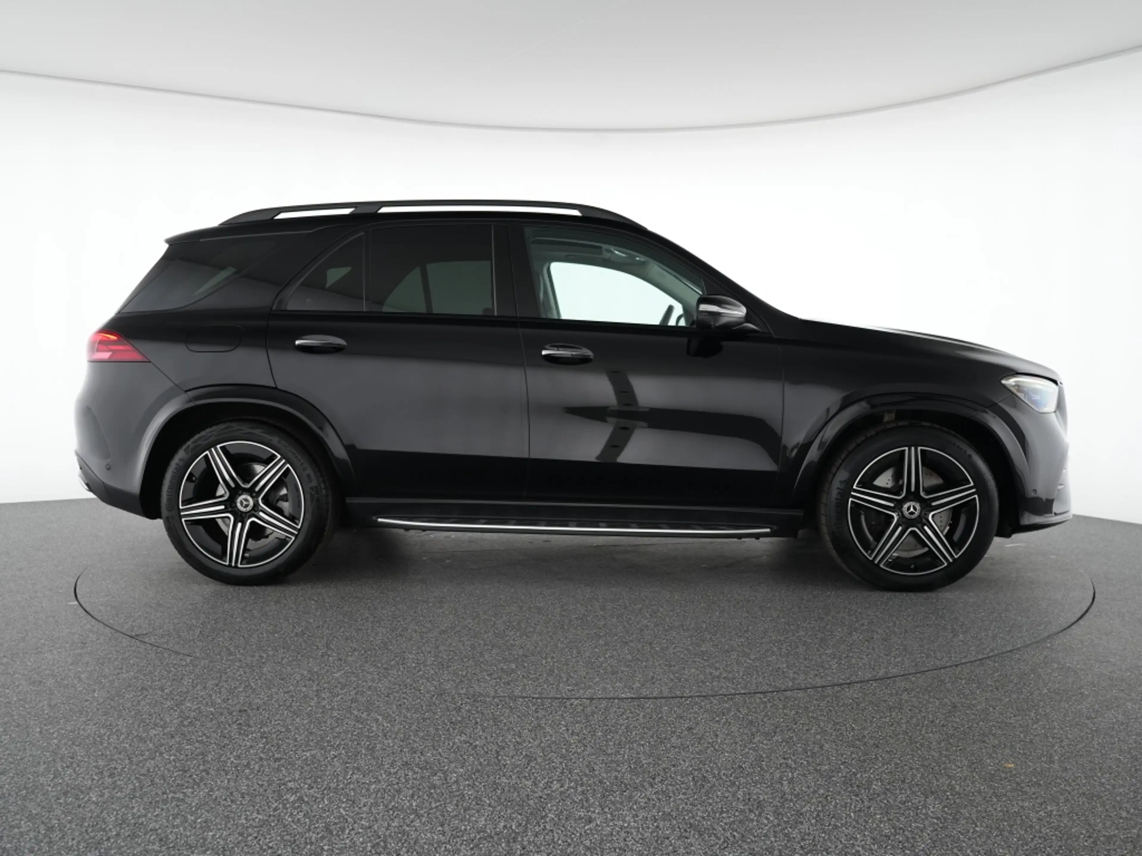Mercedes-Benz GLE 450 d 4M AMG Premium Night Pano 360° Airmati — photo 5