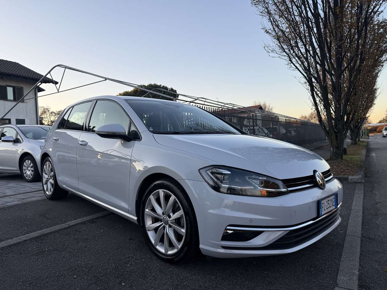 Volkswagen Golf 5p 1.6 tdi Highline 115cv dsg