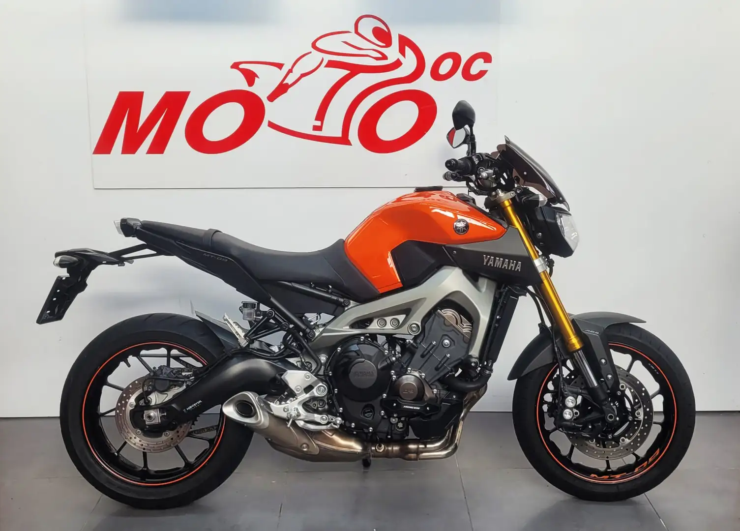 Yamaha MT-09 ABS ***MOTODOC.BE*** Orange - 1