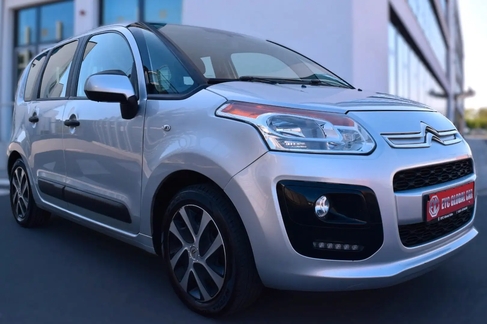 Citroen C3 Picasso BLUE HDi,KLima.AHK,PDC,EURO 6, Plateado - 2