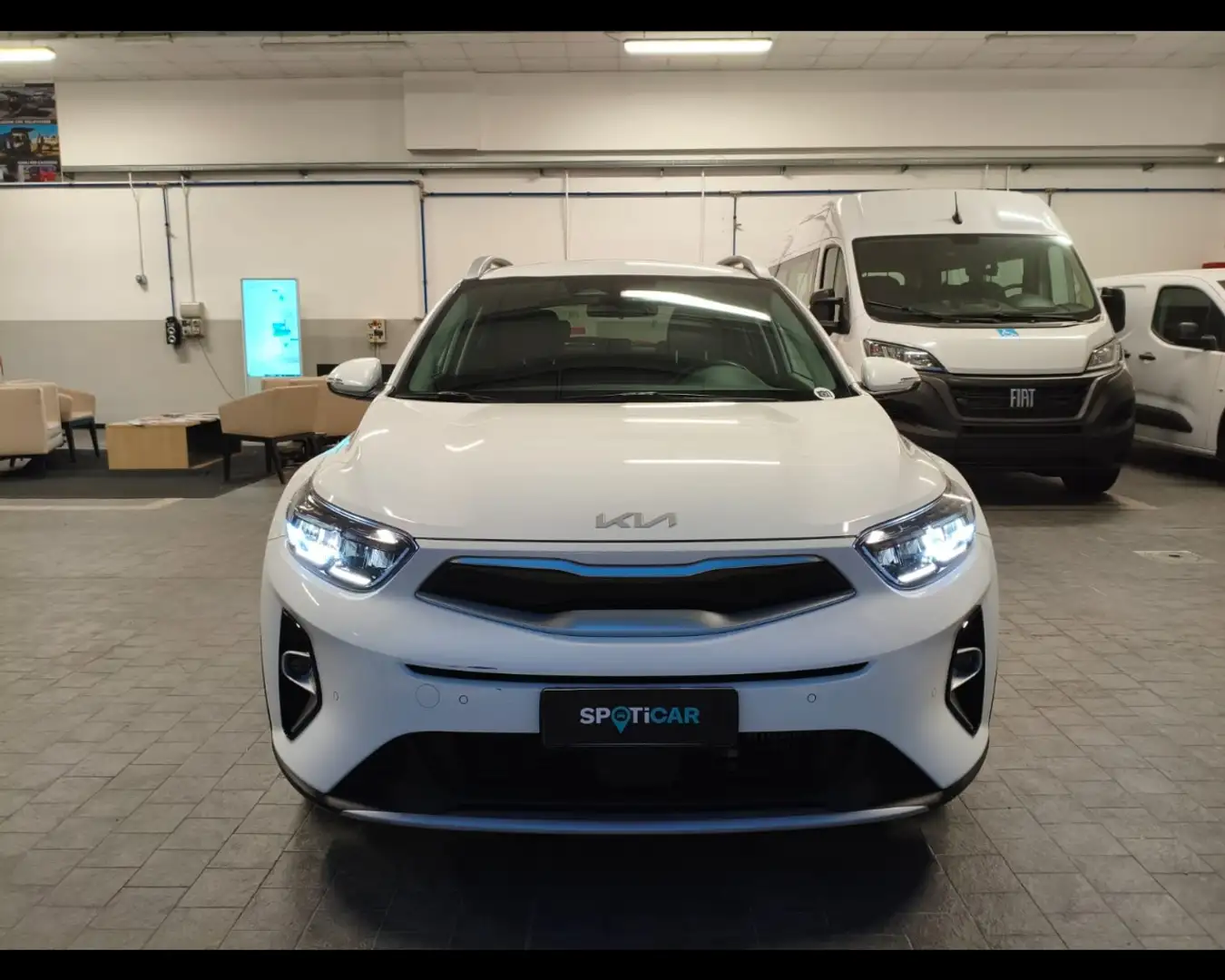 Kia Stonic 1.0 T-GDi MHEV Style s/Design Pack Blanc - 2