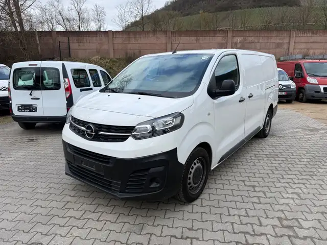 Opel Vivaro Kasten Selection M Heck/Seitenschaden