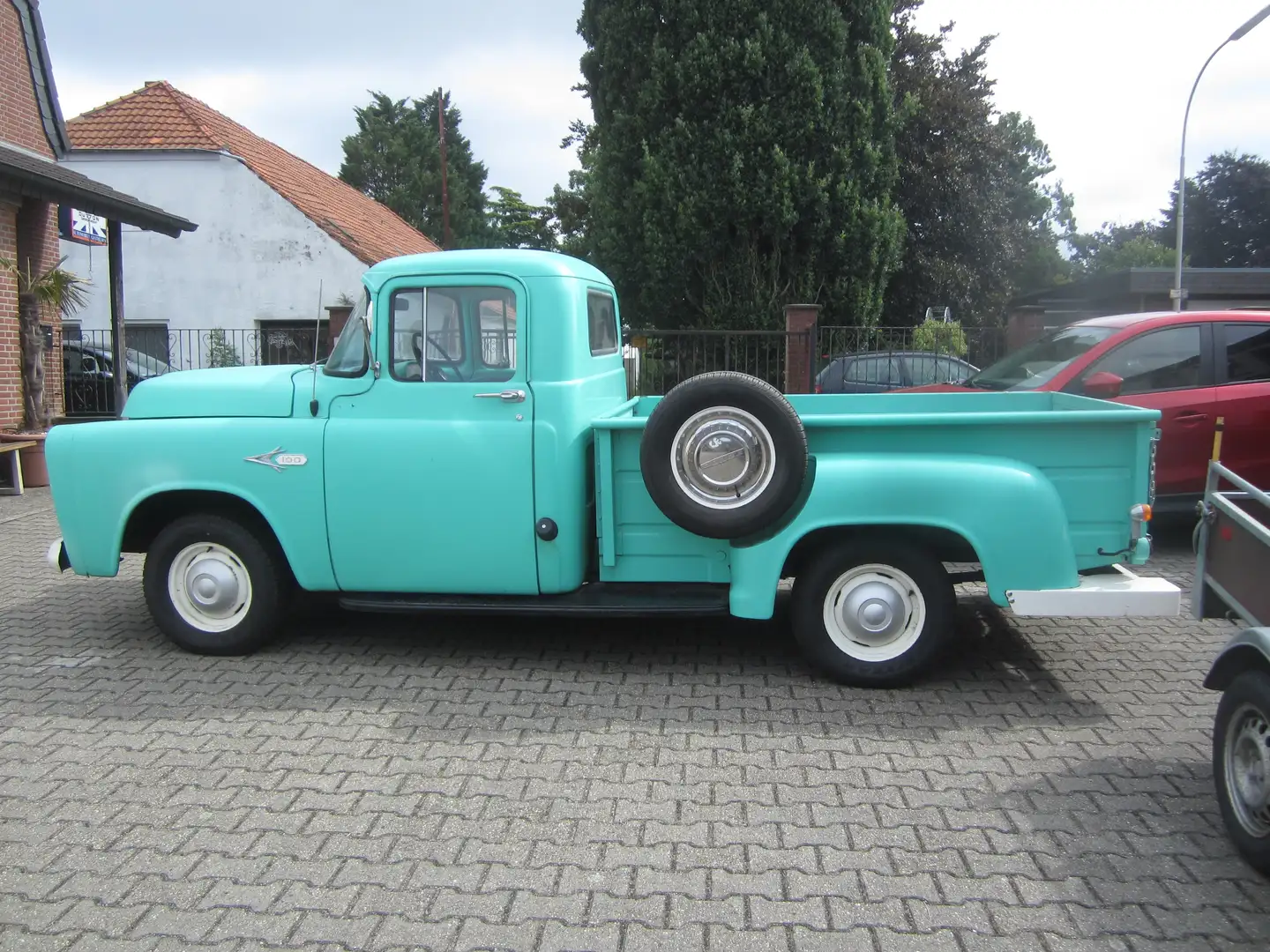 Dodge D100 Зелений - 1