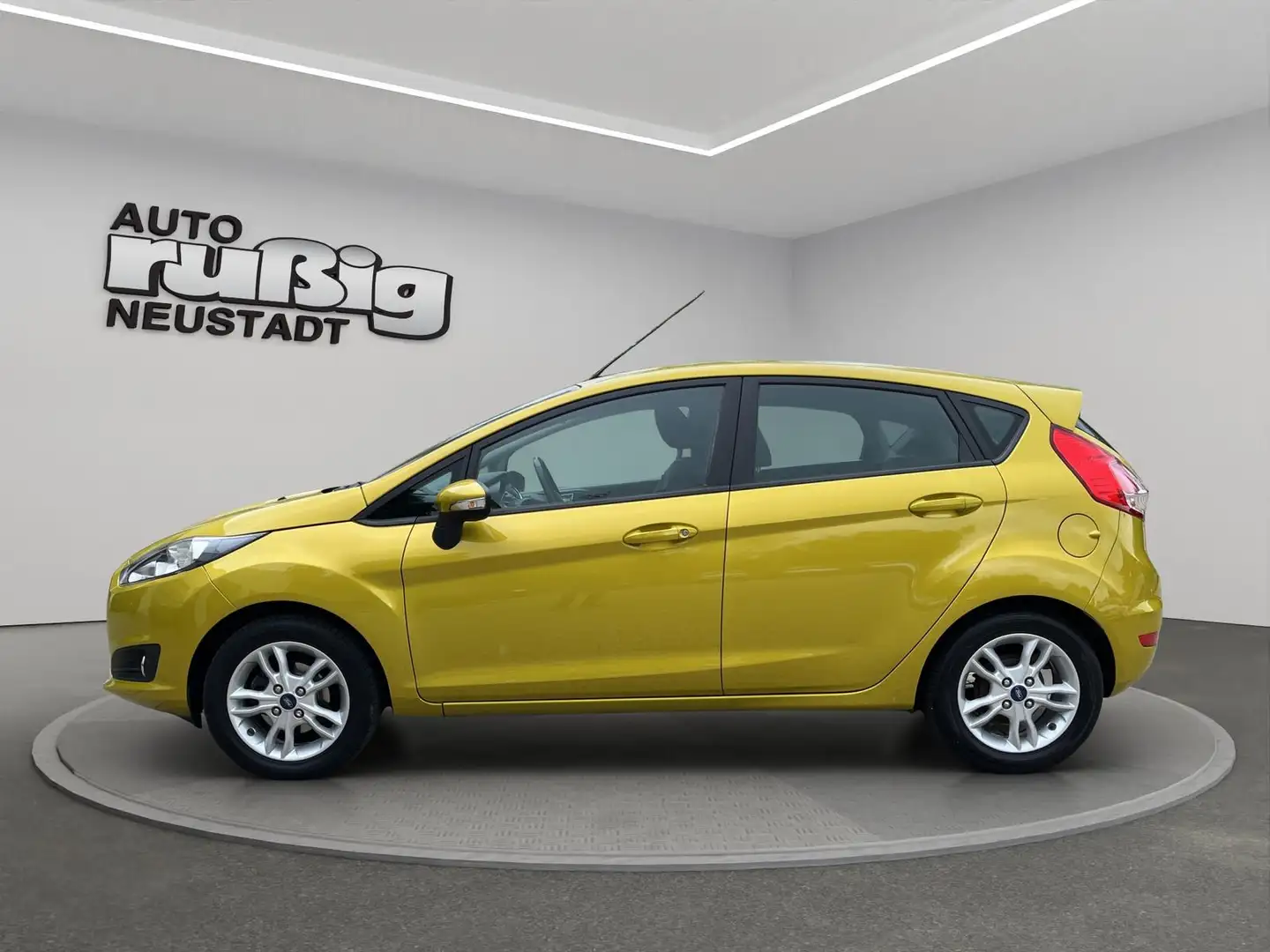 Ford Fiesta Ford Fiesta Geel - 2