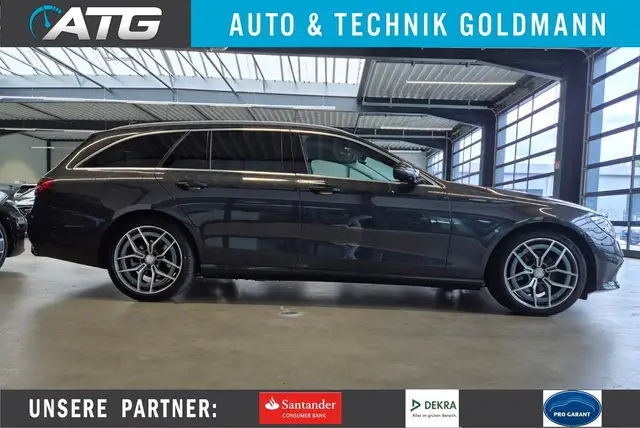Mercedes-Benz E 220 d T 4M AVANTGARDE BURMESTER WIDESCR DISTRO