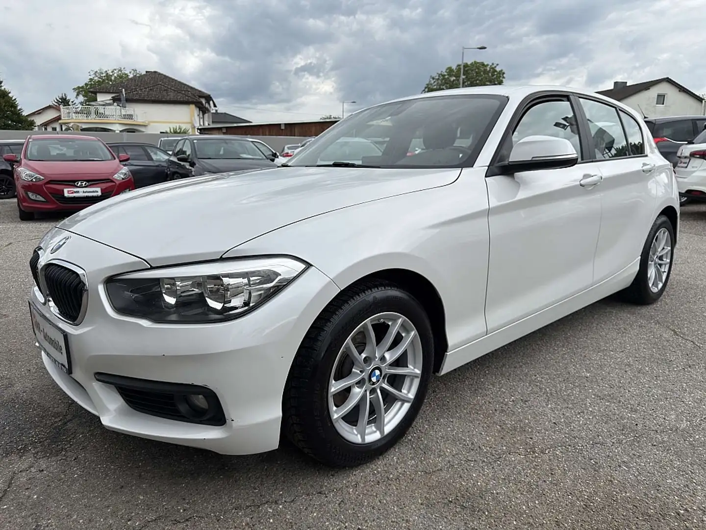 BMW 116 d Advantage Weiß - 2