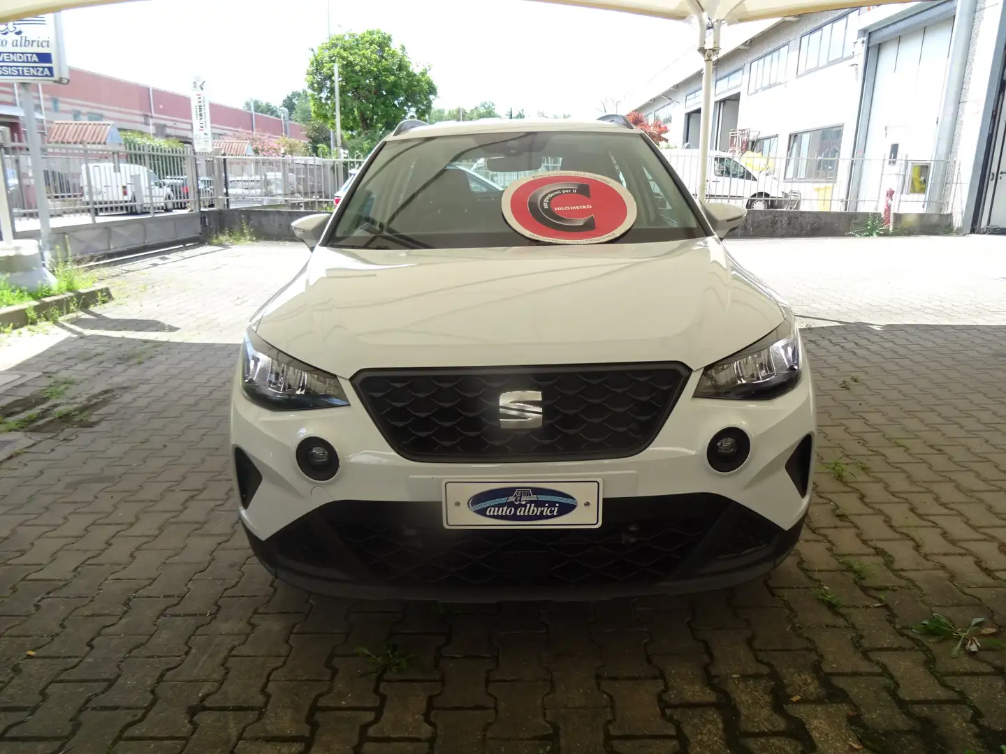SEAT Arona 1.0 ECOTSI 95 CV STYLE Blanco - 2