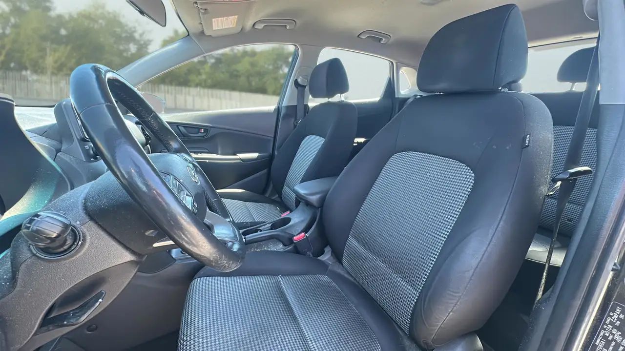 Hyundai KONA снимка Hyundai KONA