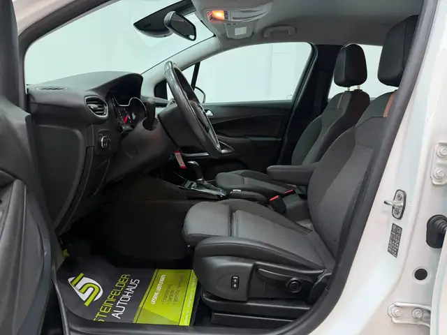 Opel Crossland view 11