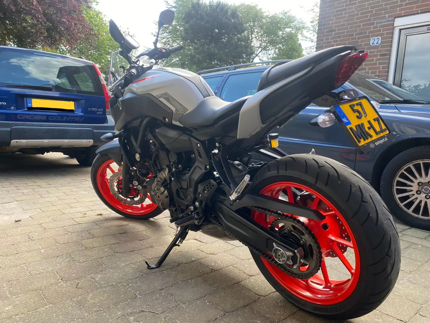 Yamaha MT-07 Ice Fluo - 2