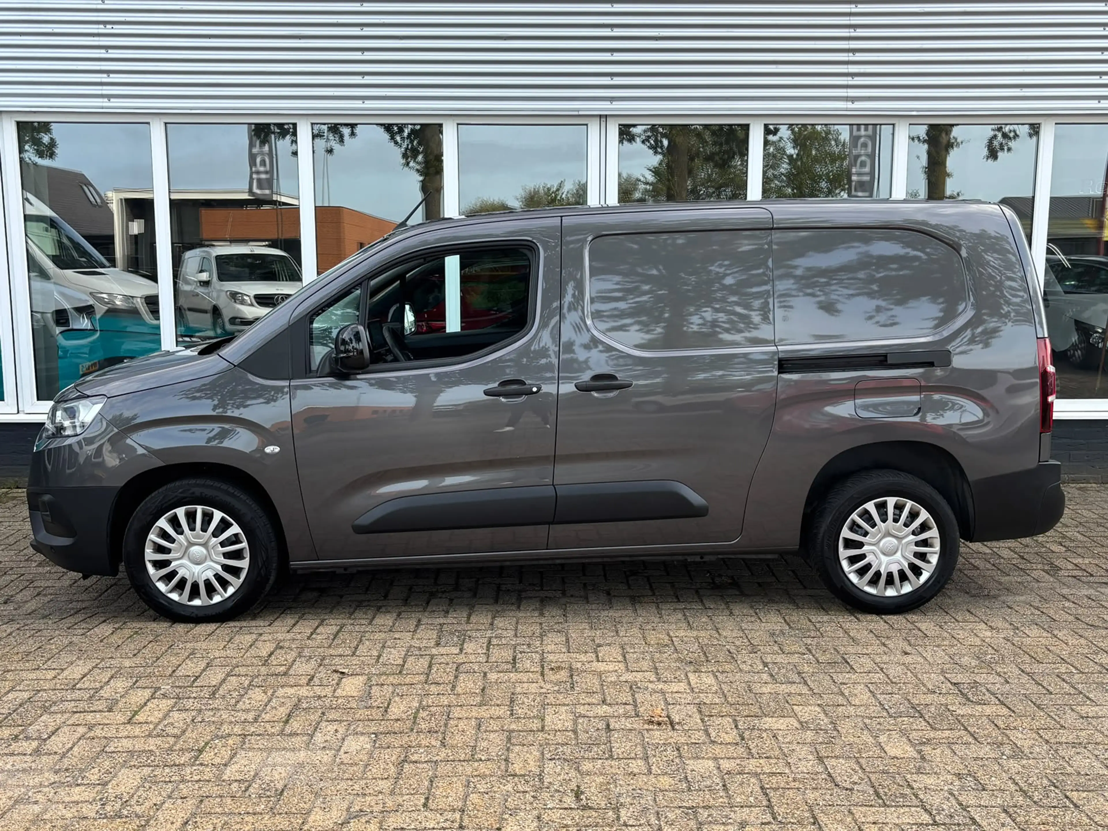 Toyota Proace City 1.5 D-4D Live Long | Automaat | Apple Carplay | Pa — photo 9
