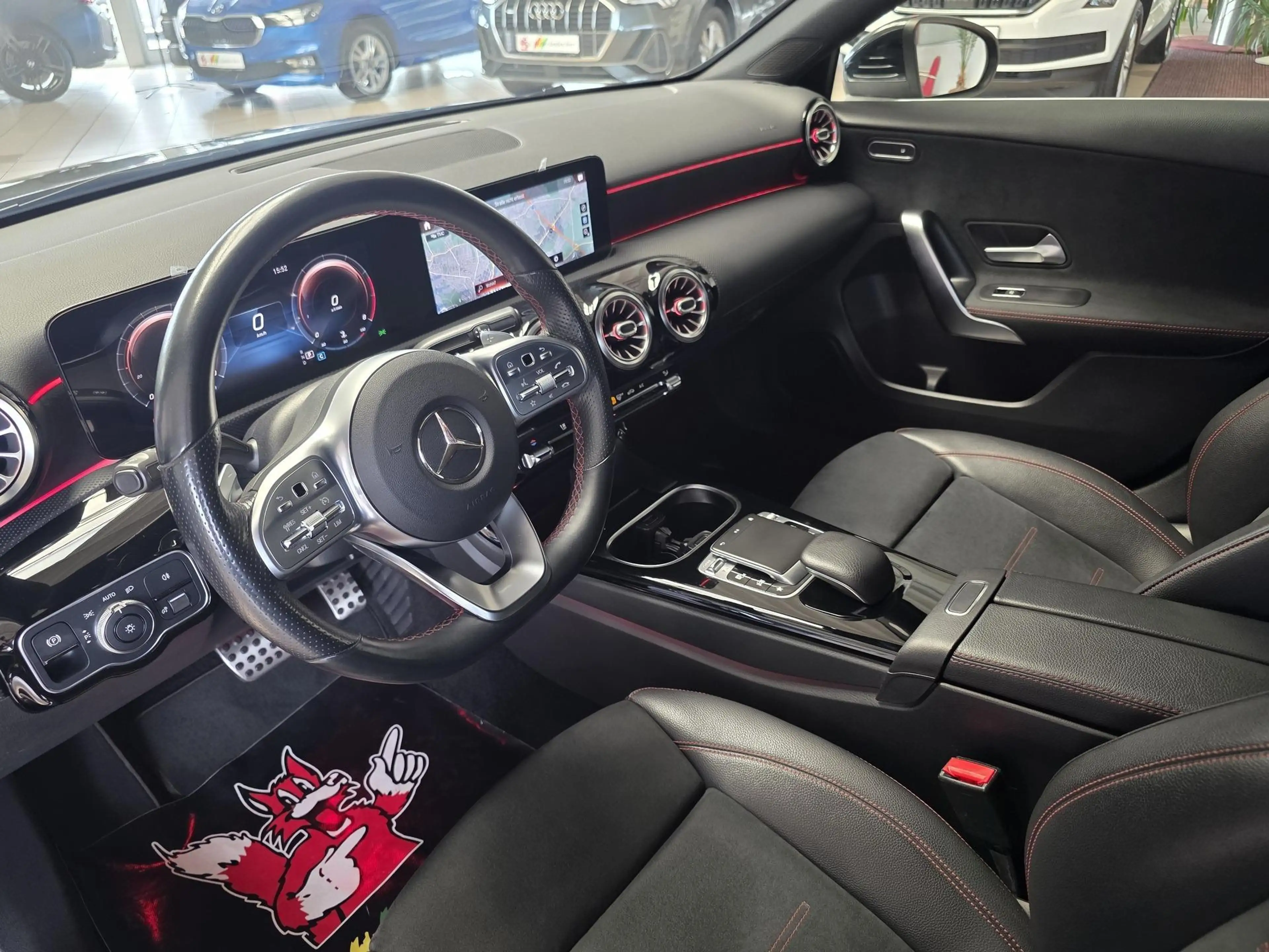 Mercedes-Benz A 220 A 220 AMG Line DCT/Navi/MBUX/LED/Ambiente/Kamera — photo 14