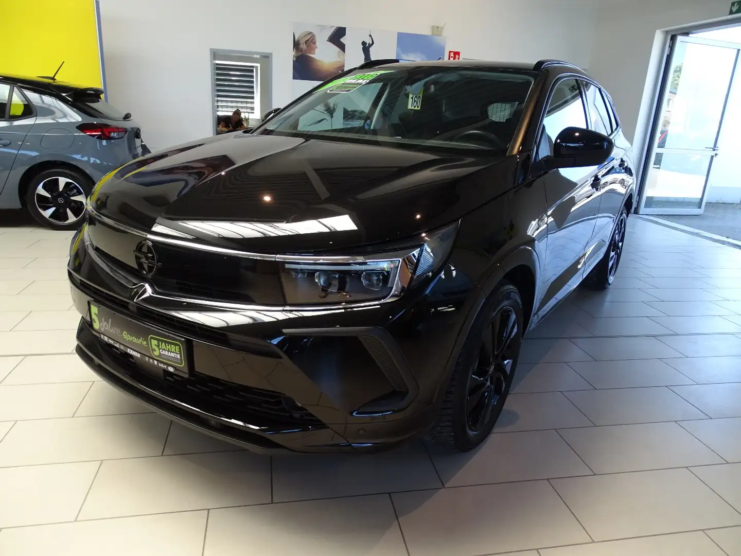 Opel Grandland 1.2 Turbo GS LINE *Navi*LED*DAB*PDC Schwarz - 2