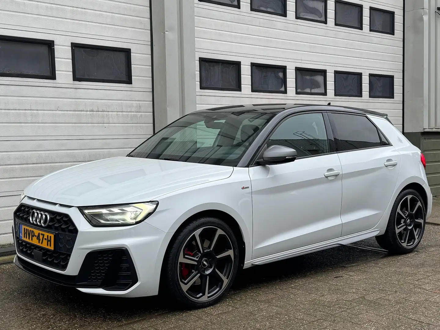 Audi A1 Sportback 40 TFSI 200PK 2 x s line Led/Xenon/front - 2