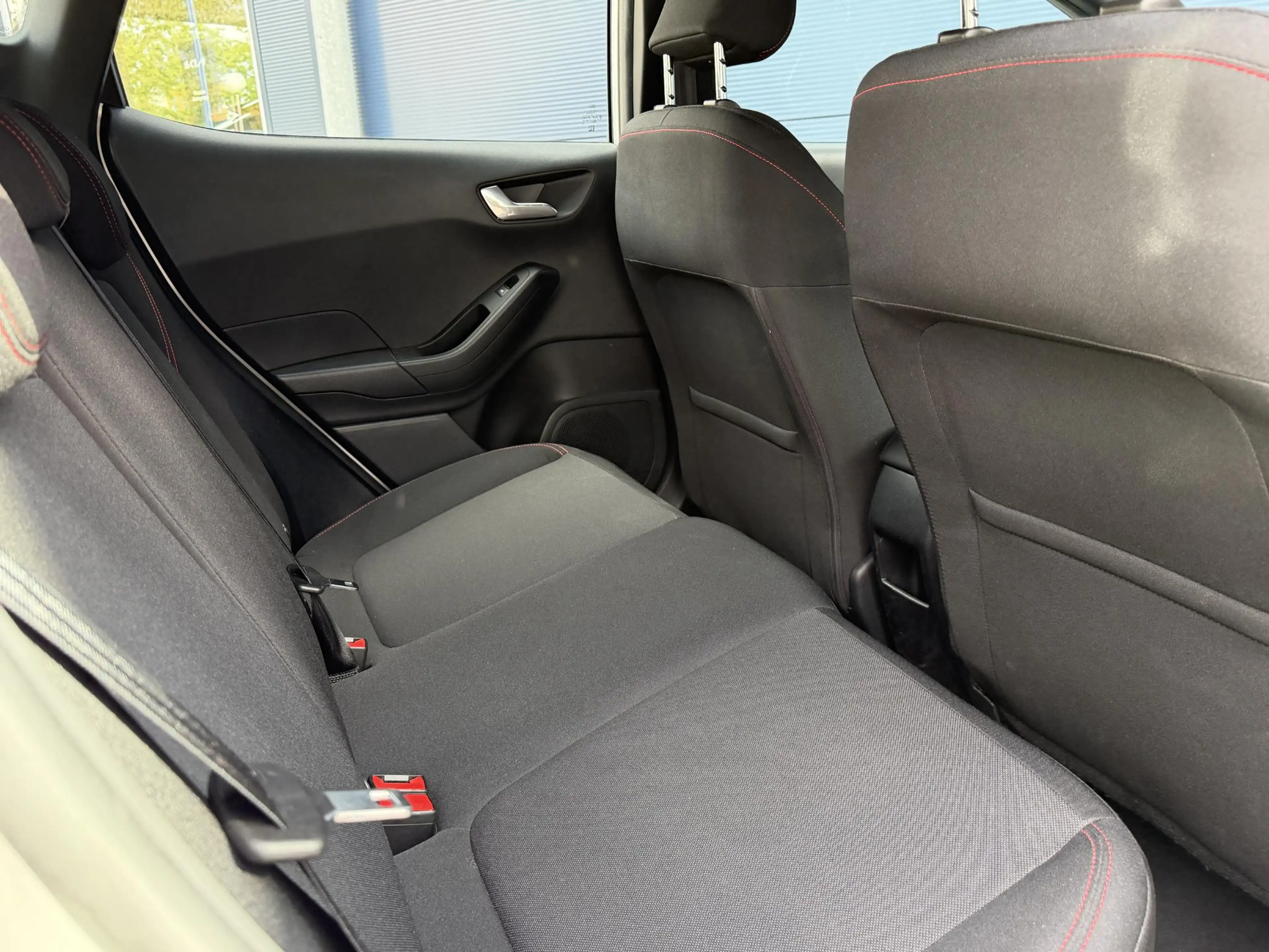 Ford Fiesta 1.0 EcoBoost Hybrid ST-Line | Climate Control | Cr — photo 9