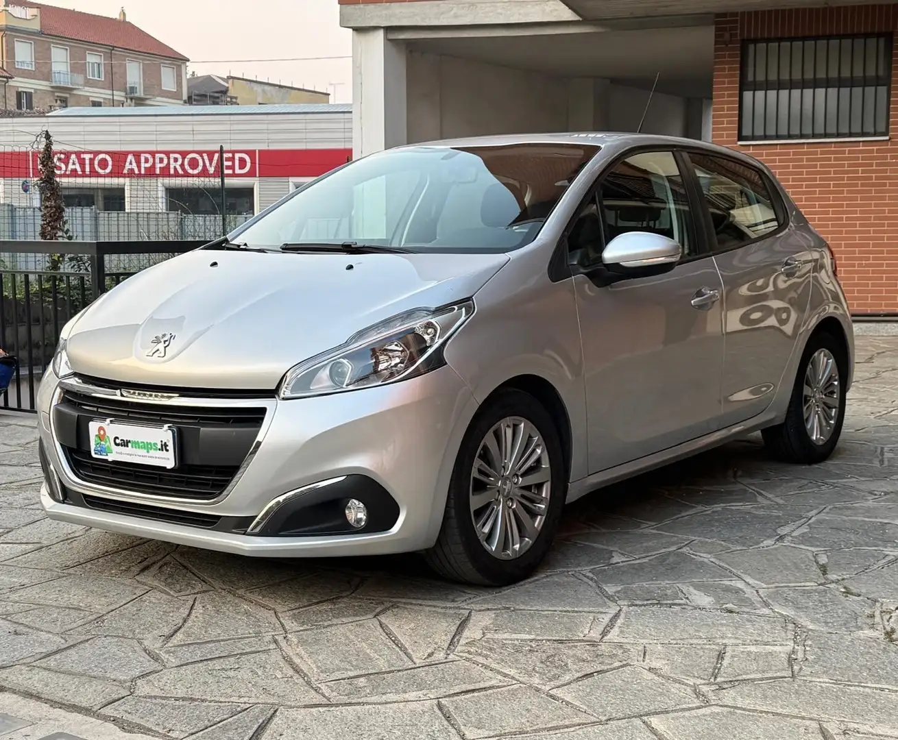 Peugeot 208 PureTech 82 5p. GPL Active Grijs - 1