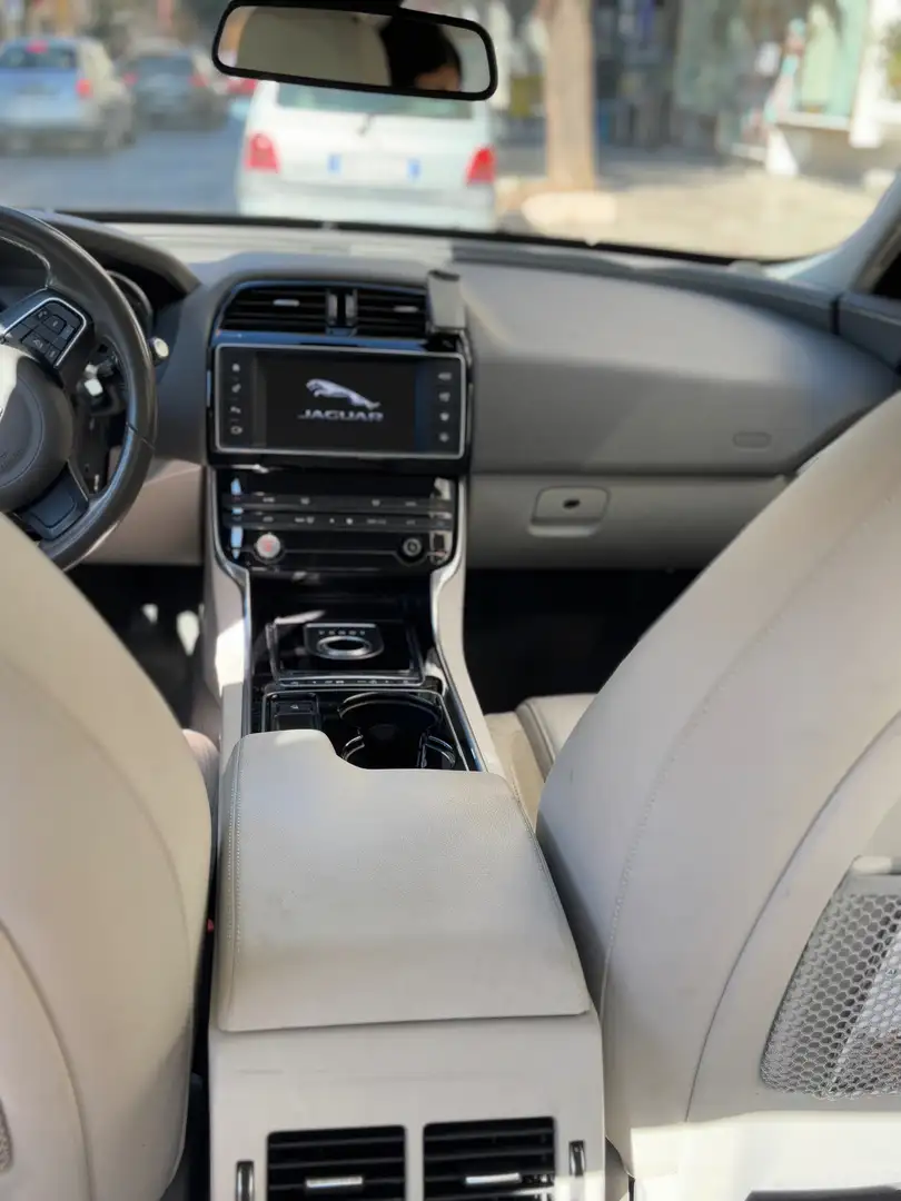 Jaguar XE XE 2.0d Prestige 180cv auto Blu/Azzurro - 2