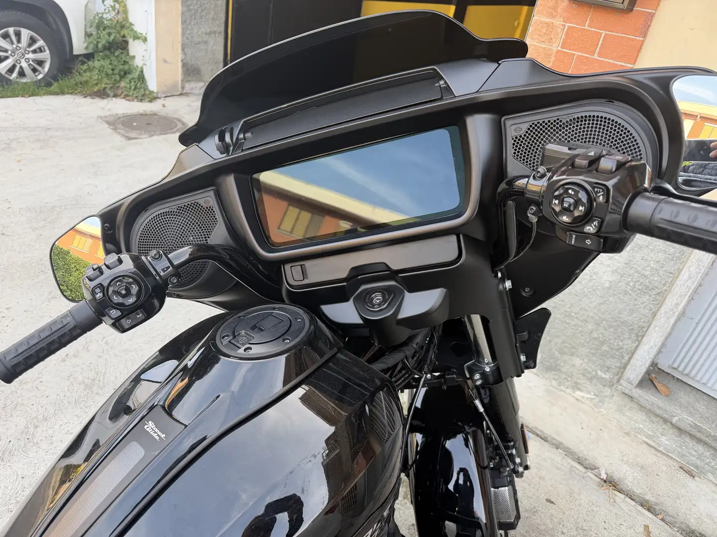 Harley-Davidson Street Glide 117 Black Line Černá - 1